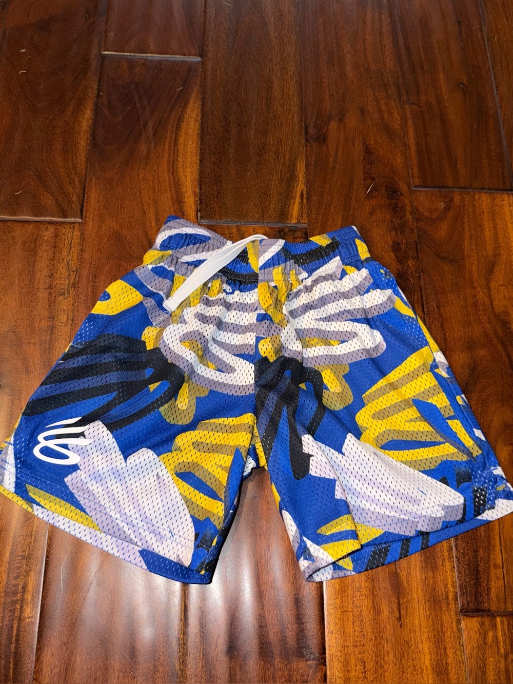 UA Steph Curry shorts - size YXS